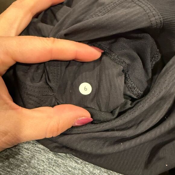 Lululemon Capris​ - Picture 4 of 5